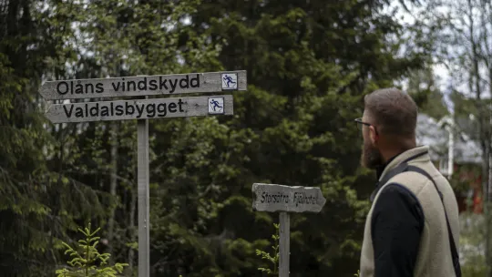 Skylt till Olåns vindskydd.