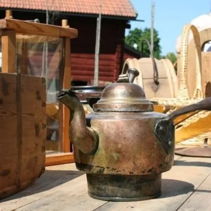 Old pot.