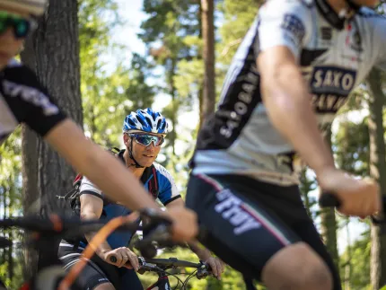 Visit Dalarna Cyclists in close up.
