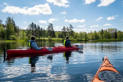 Kajaker på sjön